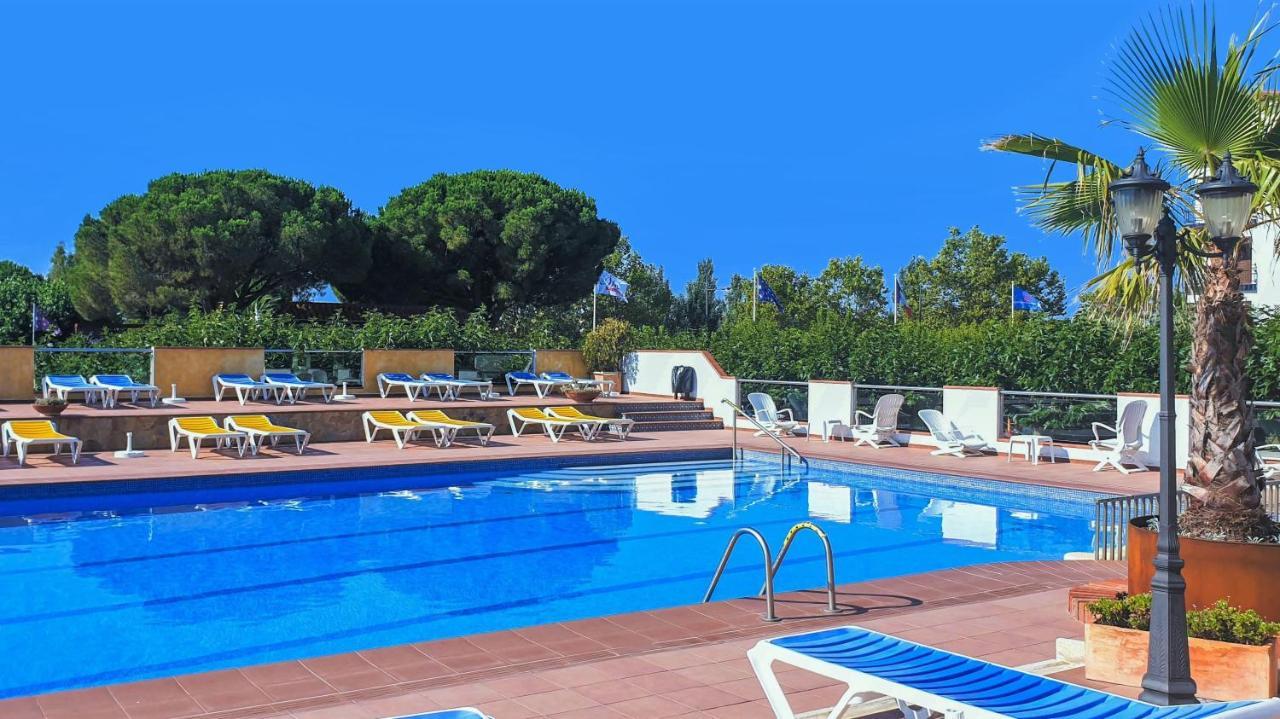 Hotel La Masia L'Estartit Exteriör bild